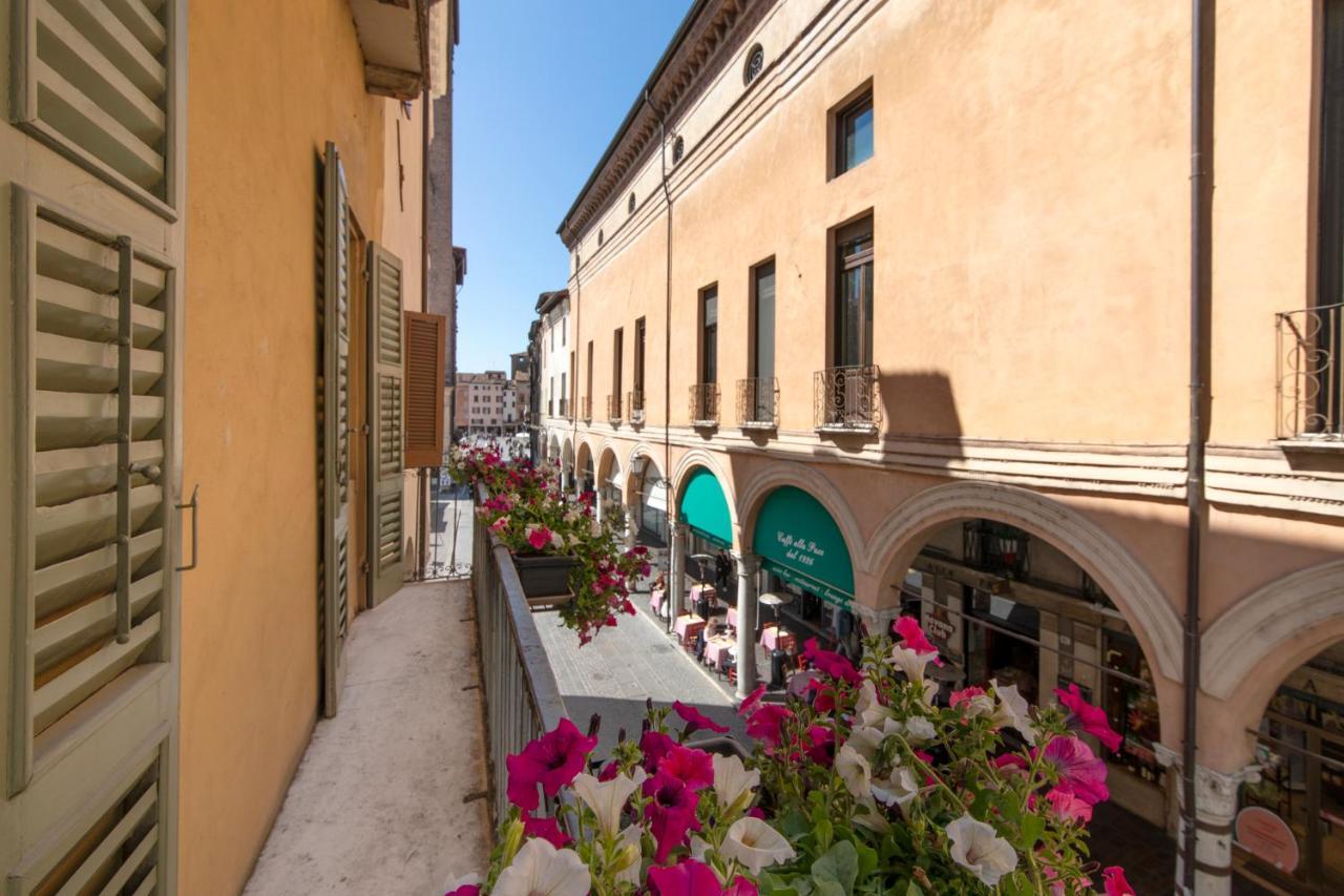Hotel Broletto Mantua Buitenkant foto