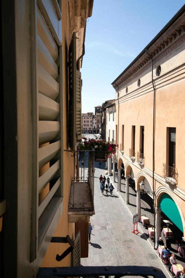 Hotel Broletto Mantua Buitenkant foto