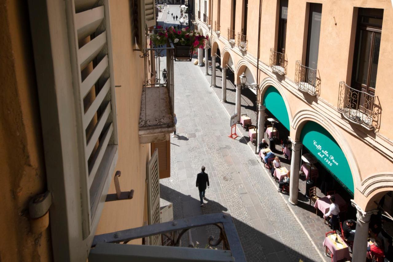 Hotel Broletto Mantua Buitenkant foto